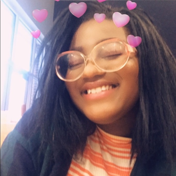 Meet your Posher, Kaylynn - Picture 3 of 4